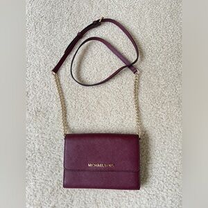 Michael Kors Jet Set Travel Saffiano Leather
Crossbody Bag In Merlot